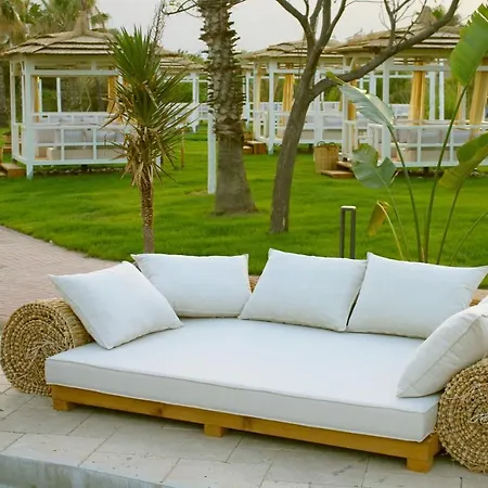 Presa Di Finica 호텔 5*